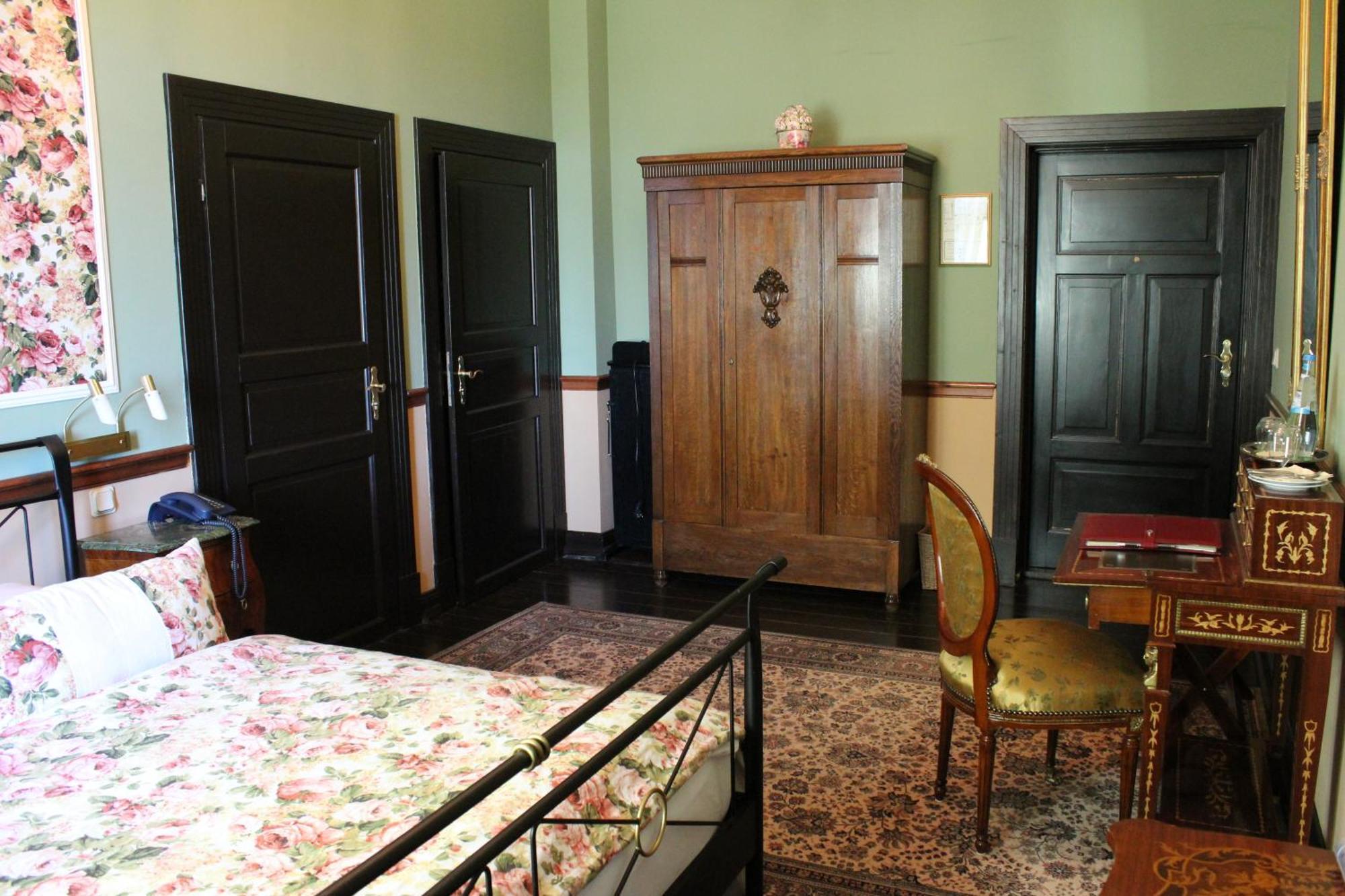 Gutshaus Kubbelkow Ξενοδοχείο Bergen Auf Rugen Δωμάτιο φωτογραφία